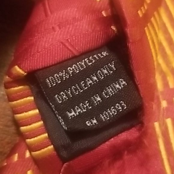 Washington Redskins NFL Mens Tie 62 in long - Picture 4 of 4